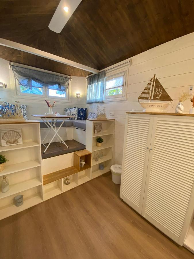 Tiny House Ems Im Pier9 Tiny House Hotel Hamm  Eksteriør billede